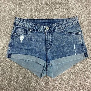 H&M DIVIDED acid wash denim shorts